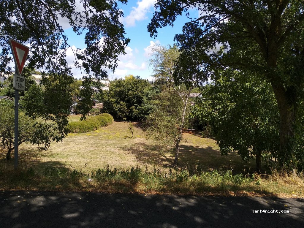 (37500) Chinon - 9 Rue de la Digue du Raineau — foto 2
