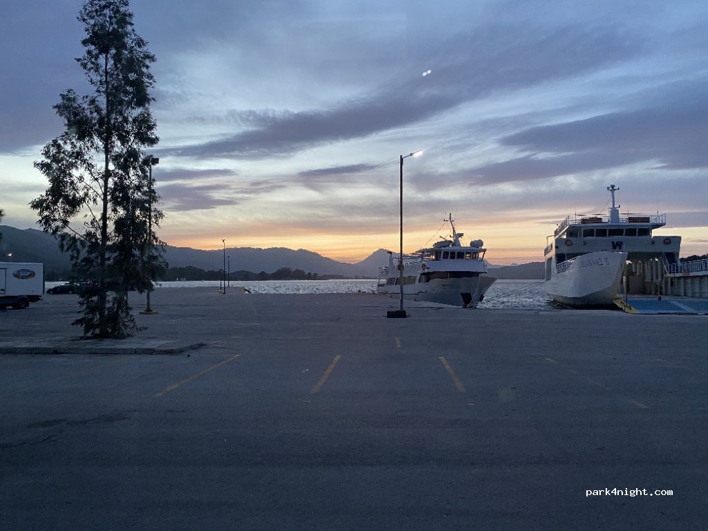 (180 20) Poros - 78 Leoforos Papadopoulou — foto 4