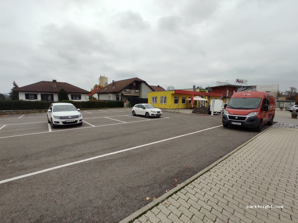 (2261) Angern an der March - 3 Wiener Straße — foto 4