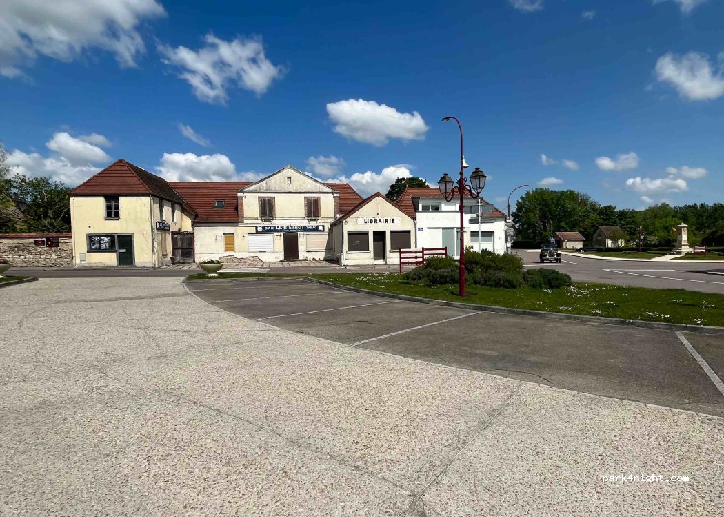 (10280) Saint-Mesmin, Aube - Rue du Stade — foto 2