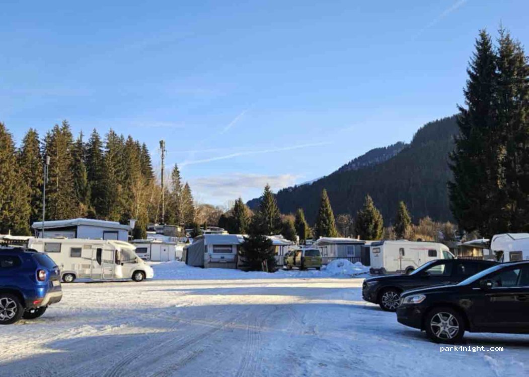 Campingplatz in Tirol- Kitzbühel am Schwarzsee — foto 4
