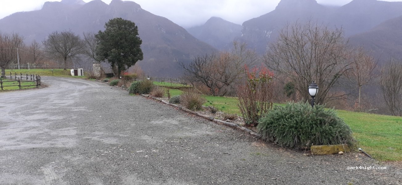 (54013) Fivizzano MS - Località Germalla, 1 Monte dei Bianchi — foto 2
