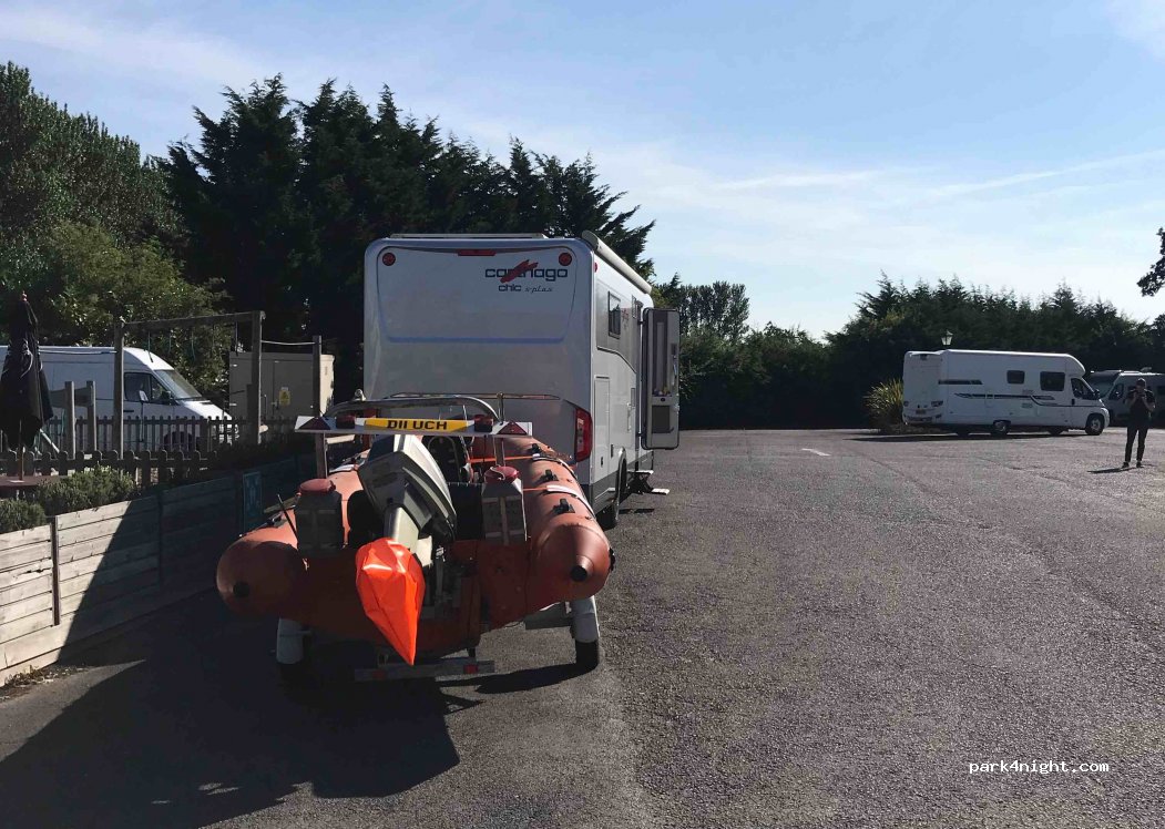 (TA4 1ET) Bradford-on-Tone - Heatherton Park — foto 3