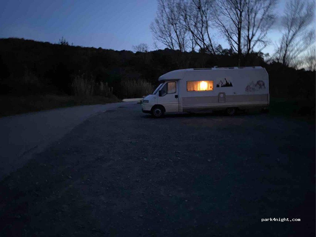 (83600) Fréjus - D37 — foto