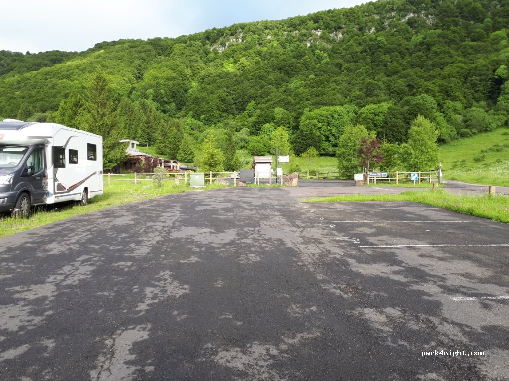 (63790) Chambon-sur-Lac - Bois de la Caire — foto