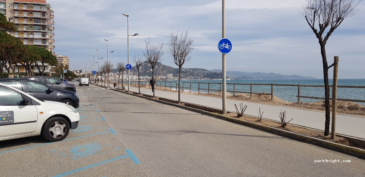 (17300) Blanes - 40 Passeig de s'Abanell — foto