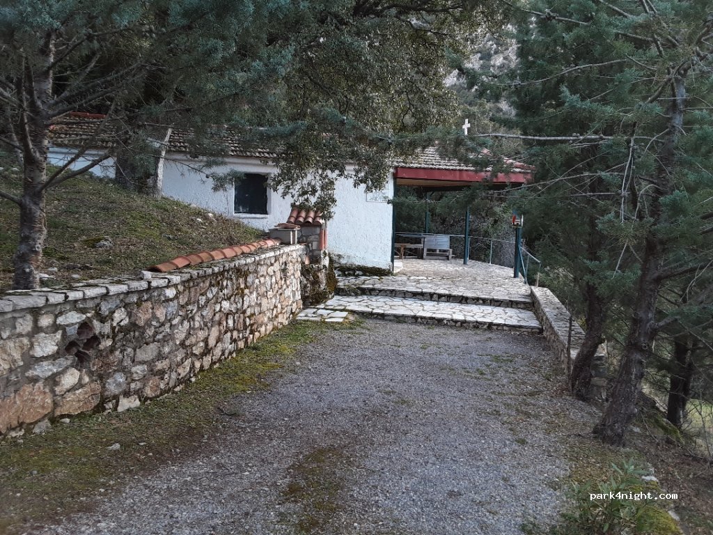 (220 02) Tripoli - Ethniki Odos Nemeas Levidiou — foto 2
