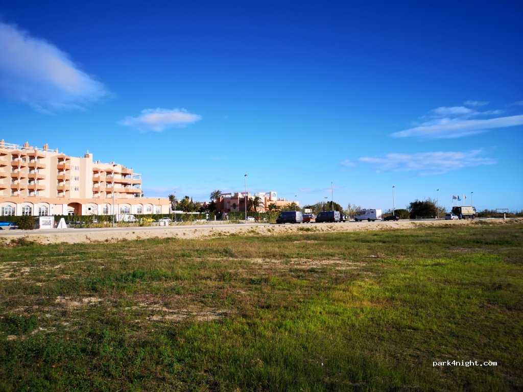 (46780) Oliva - 41 Av Oliva Nova — foto
