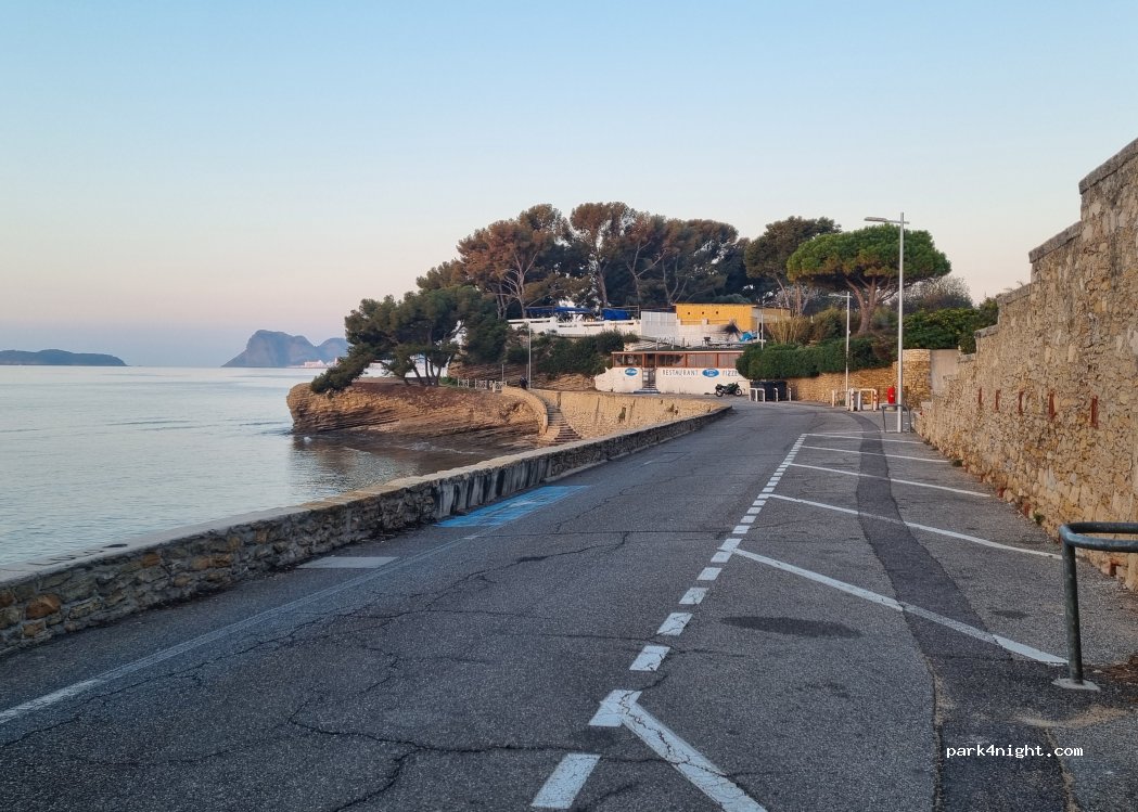 (13600) La Ciotat - 525 Corniche Arène Cros — foto 5