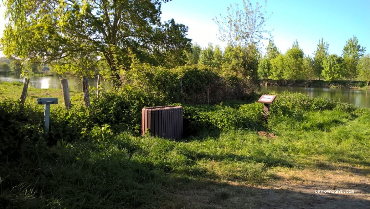 (49125) Tiercé - Le Châtelet — foto 2