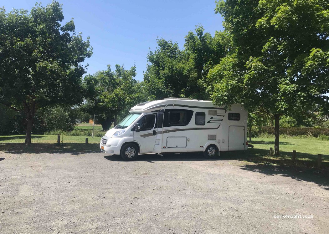 (86100) Châtellerault - Résidence de la Source — foto