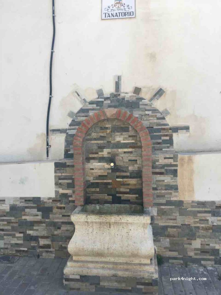 (18760) La Rábita - Nº1, Bajo Calle Carretera — foto