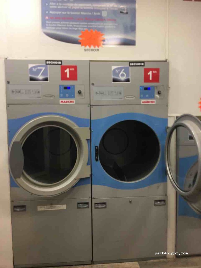 (33660) Saint-Seurin-sur-l'Isle - 15 Zone d'Activités Barry Nord — foto 2