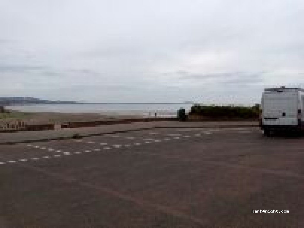 (KY8 4HZ) Leven - 3 Promenade — foto