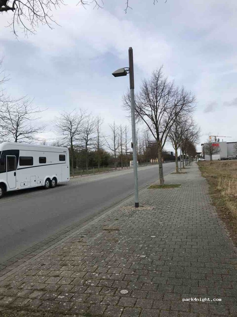 (30539) Hannover - 19 Straße der Nationen — foto