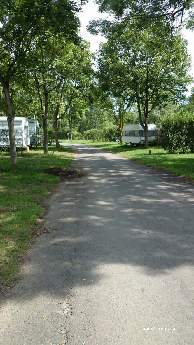 Camping De Mon Village (Aire Camping-Car Park) — foto