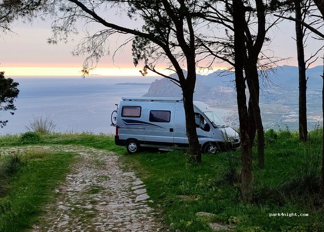 (91016) Erice - Via Erice — foto