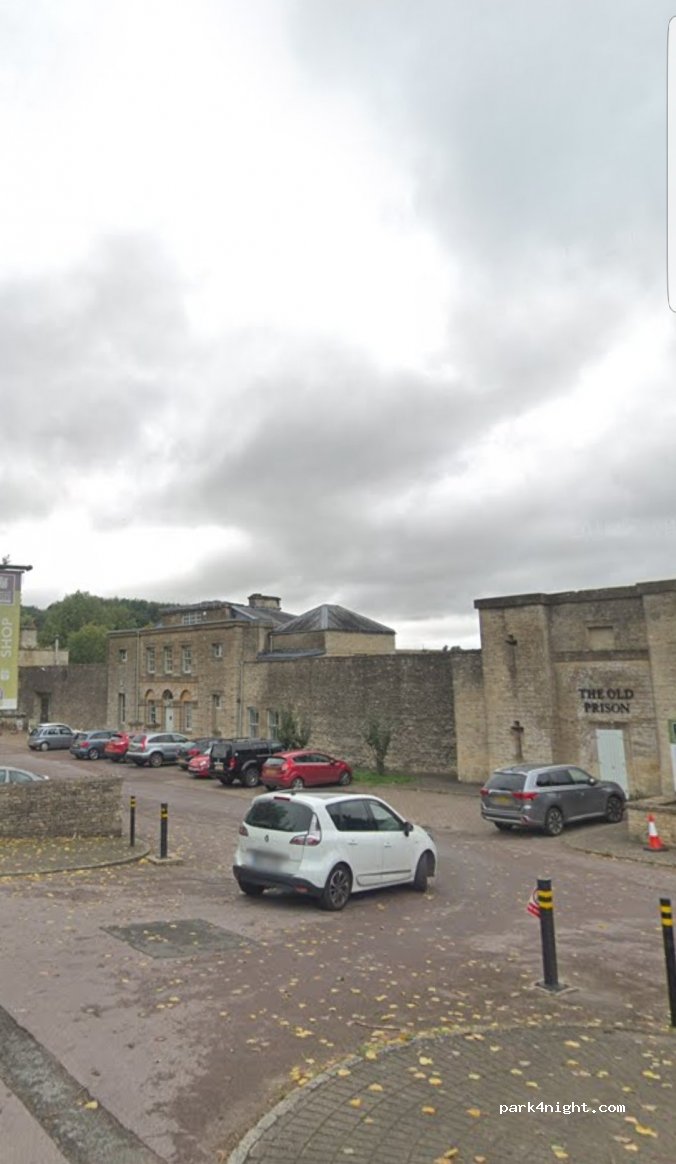 (GL54 3LR) Northleach - A429 — foto
