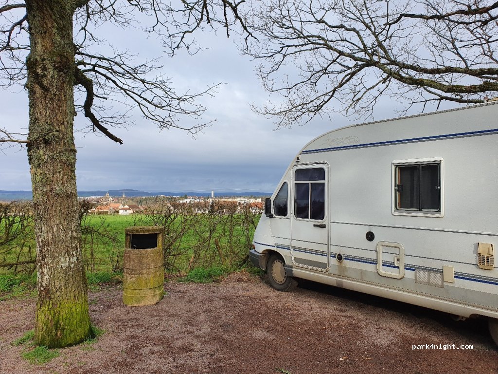 (89200) Avallon - Bois Dieu — foto 2