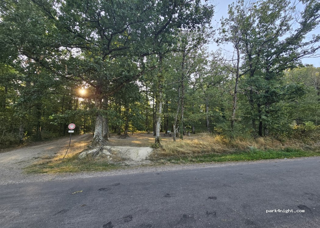 (89200) Avallon - Bois Dieu — foto 3