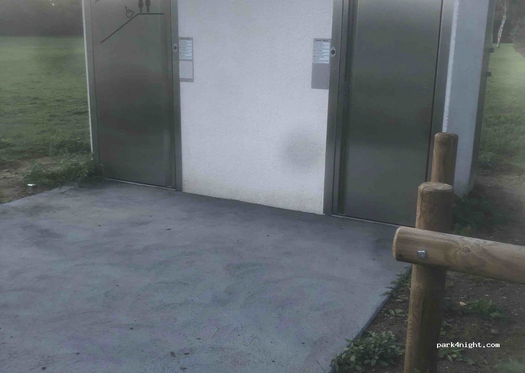 (03000) Avermes - Rue du Stade — foto
