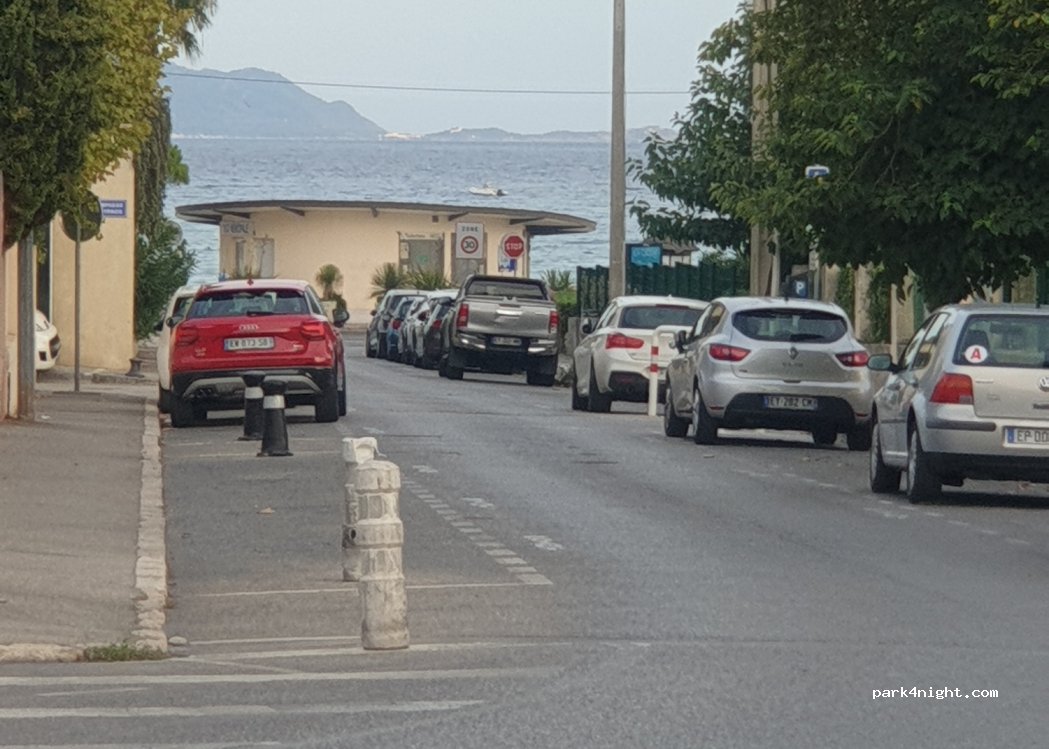 (13600) La Ciotat - 9 Avenue Cyrnos — foto 3