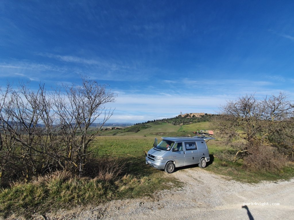 (53026) Pienza - Unnamed Road — foto