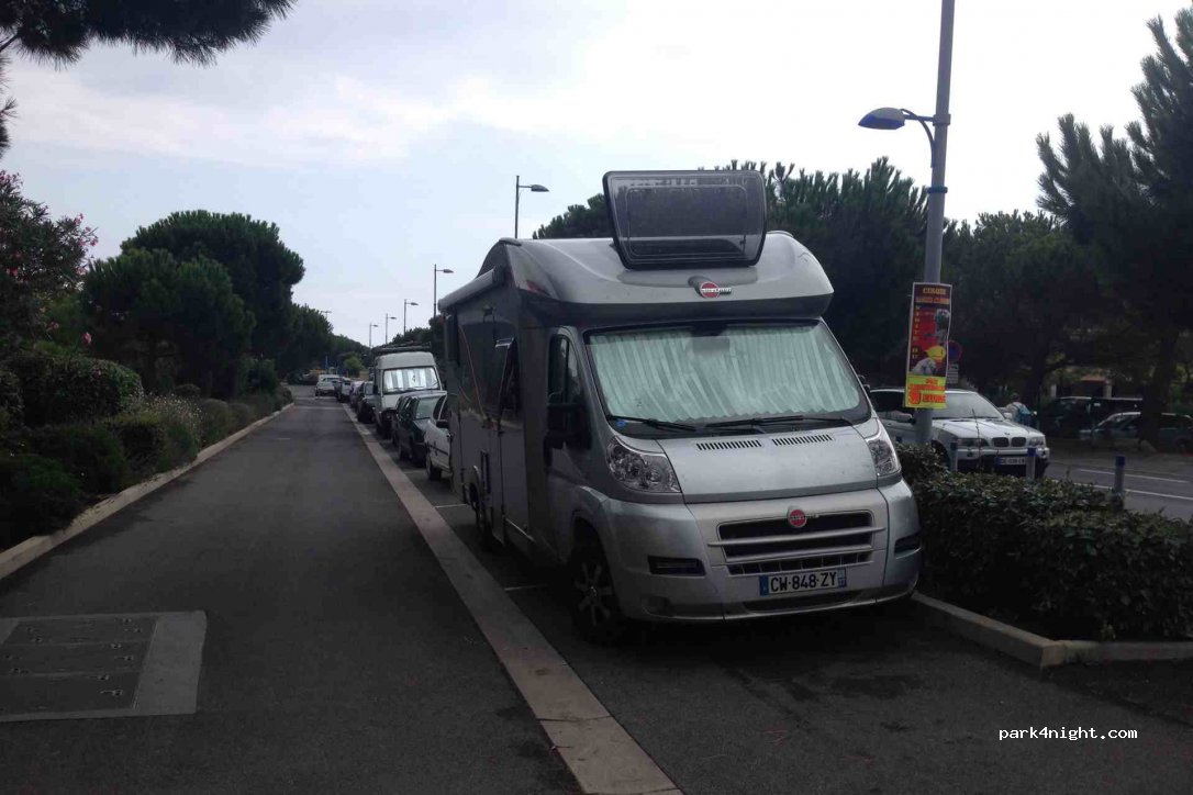 (66700) Argelès-sur-Mer - Résidence les Mers du Sud — foto