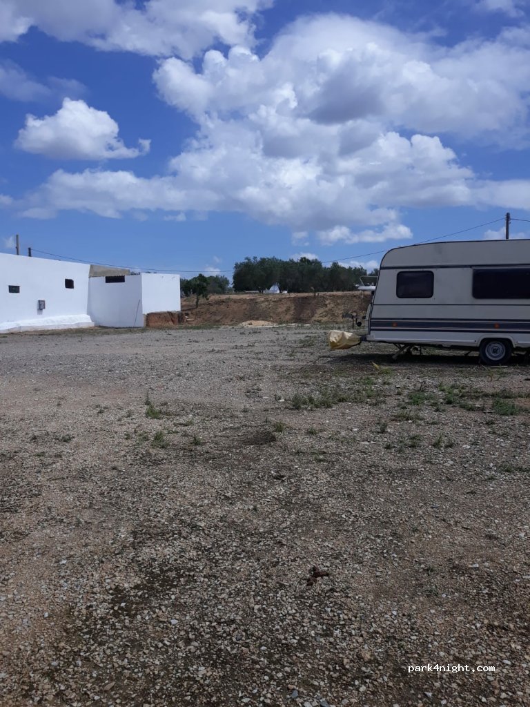 (41100) Coria del Río - Camino la Manta — foto 2