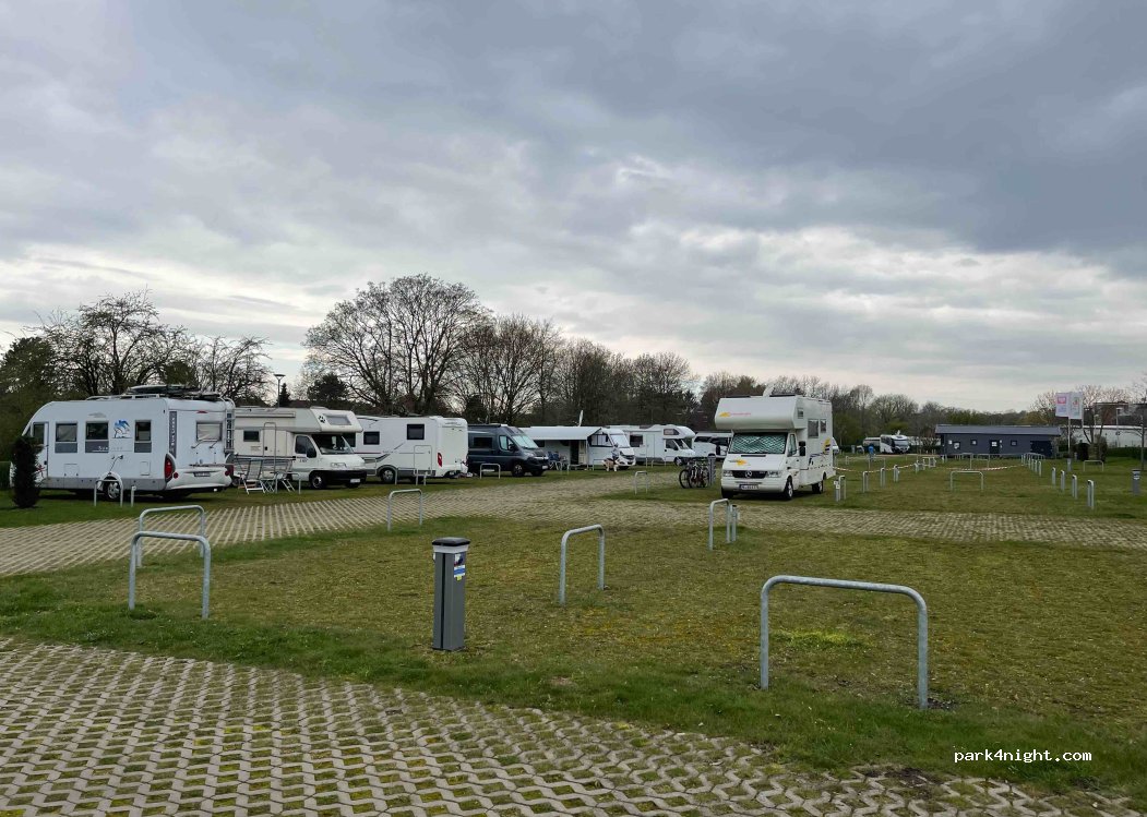 Wohnmobilstellplatz Kamp-Lintfort — foto 3