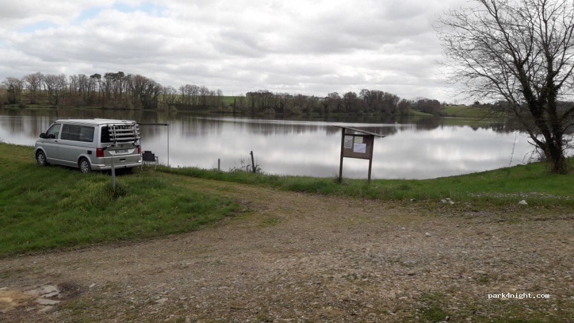 (40800) Latrille - 654 Chemin de l'Hippodrome — foto 2