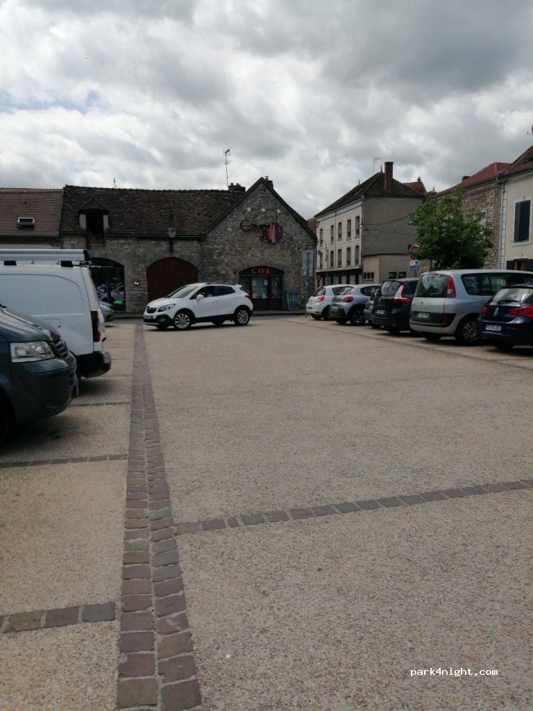 (91490) Milly-la-Forêt - 45 Boulevard du Maréchal Foch — foto
