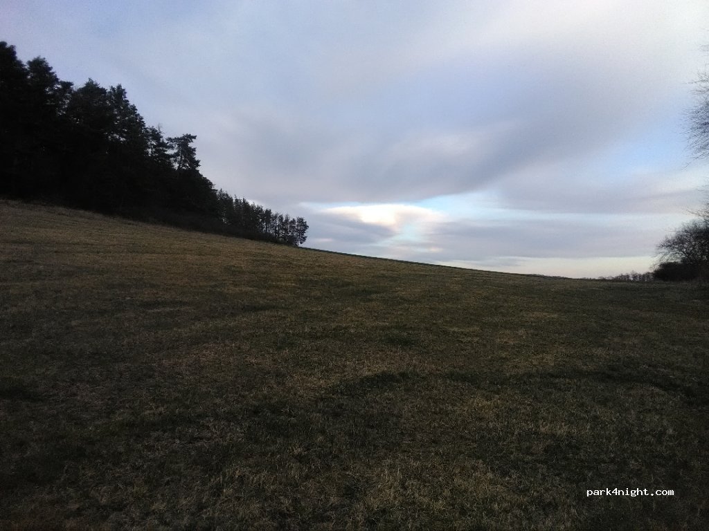 (386 01) Kváskovice - Unnamed Road — foto 2