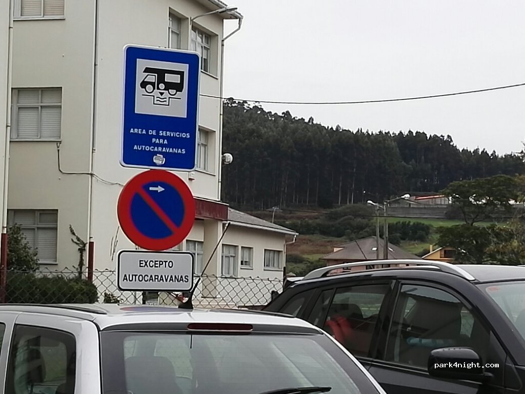 Area de Autocaravas de Cariño — foto