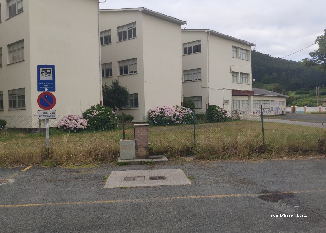 Area de Autocaravas de Cariño — foto 3