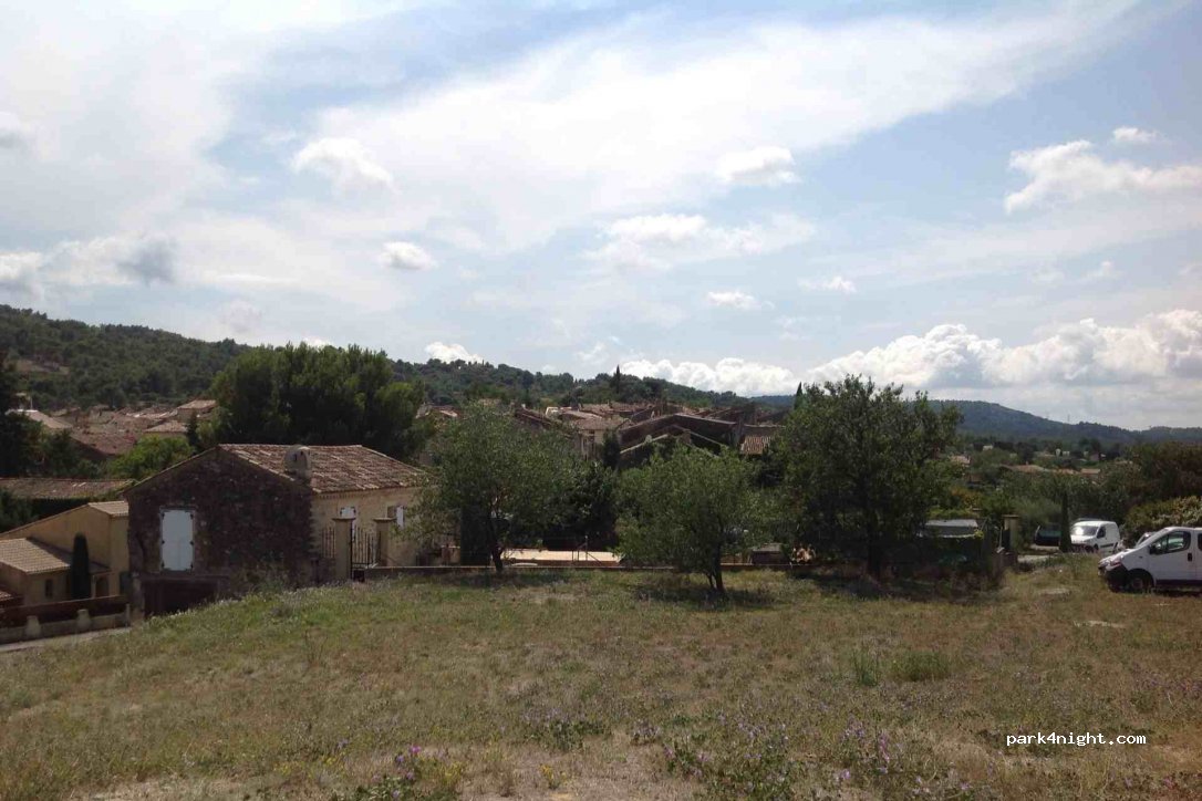 (13980) Alleins - Chemin sous les Aires — foto 2