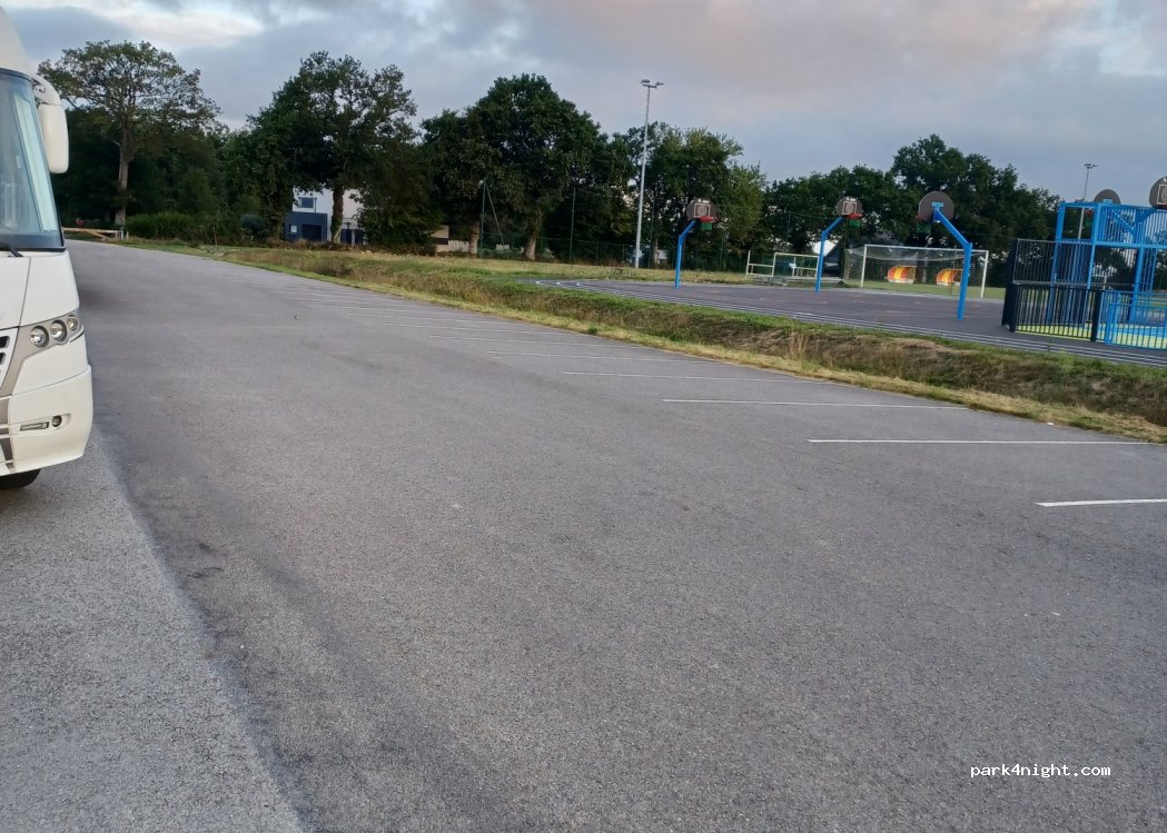 (35890) Laillé - 2 Boulevard du Commandant Cousteau — foto