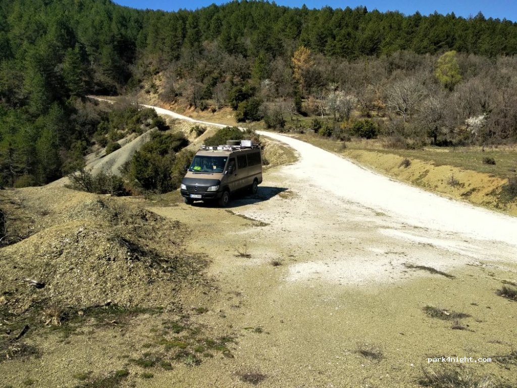 (440 14) Doliani - Unnamed Road — foto