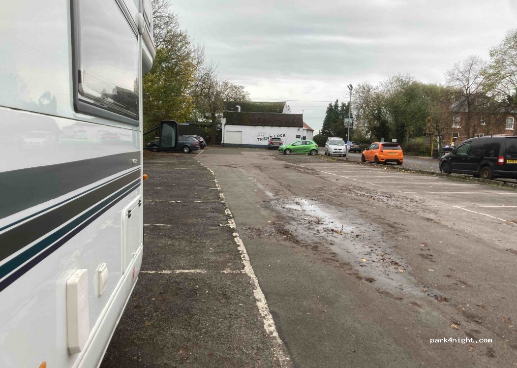 Trent Lock Carpark — foto 4