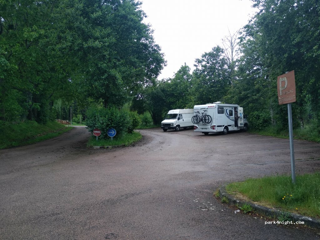 (24470) Champs-Romain - Unnamed Road — foto