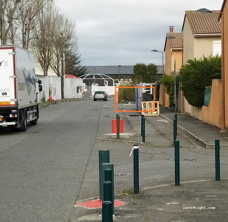 (31300) Toulouse - 2 Rue Bernard de Ventadour — foto