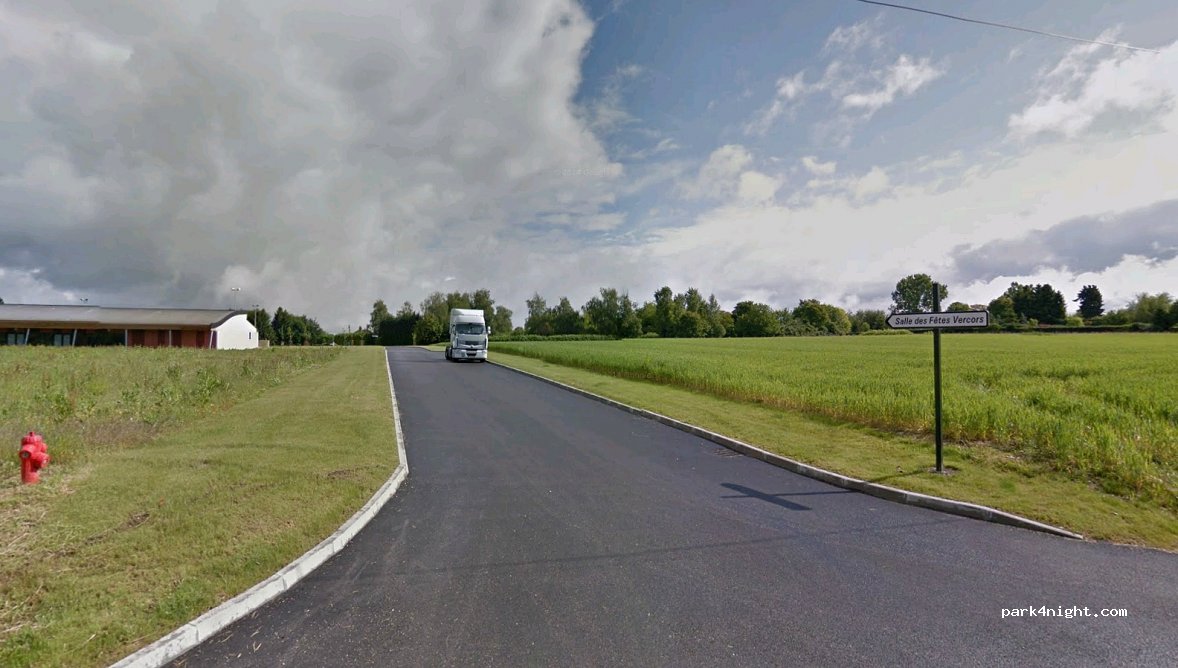 (38490) Fitilieu - 362-478 Route du Stade — foto