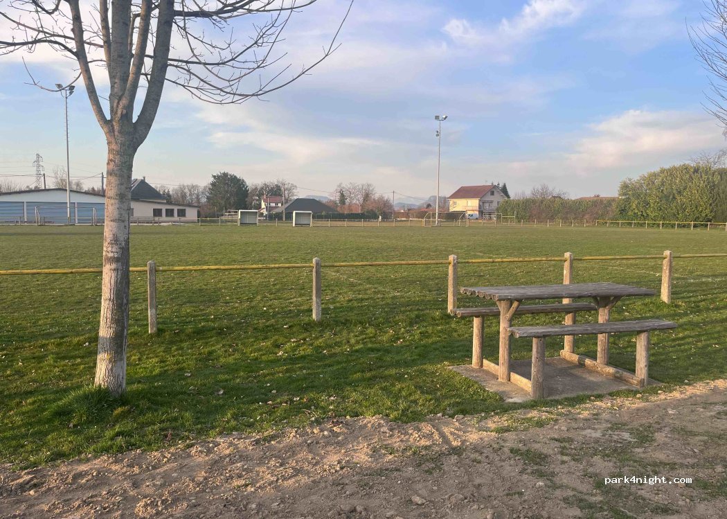 (38490) Fitilieu - 362-478 Route du Stade — foto 4