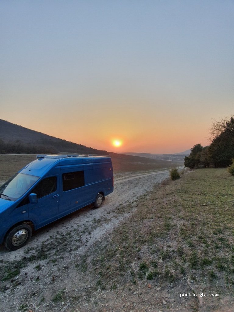 () Sevastopol - Unnamed Road — foto