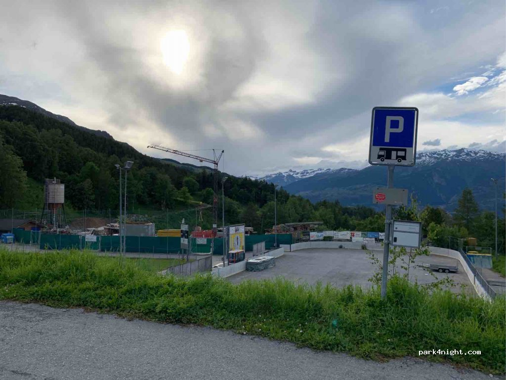 Burchen Parking Motorhome Aire — foto