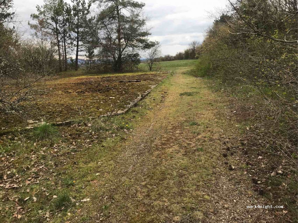 (21370) Prenois - En Bleurget — foto 2
