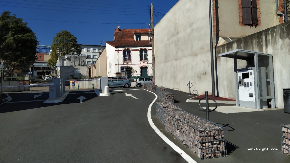 (03100) Montluçon - 43 Rue de la Gironde — foto 2