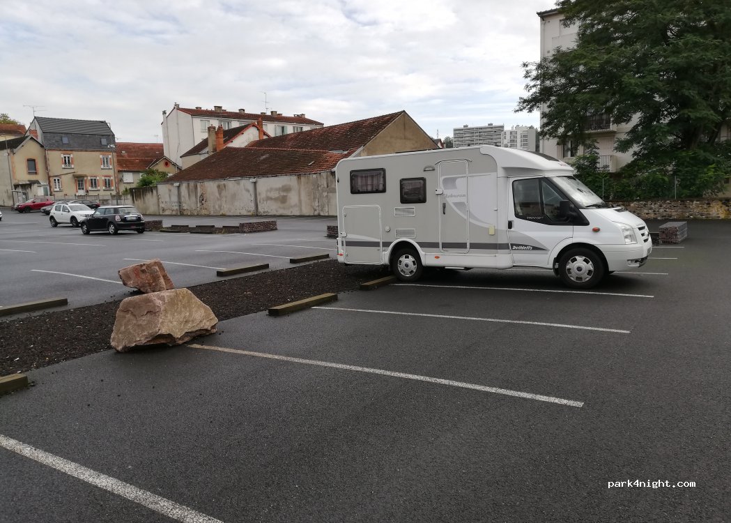 (03100) Montluçon - 43 Rue de la Gironde — foto 5
