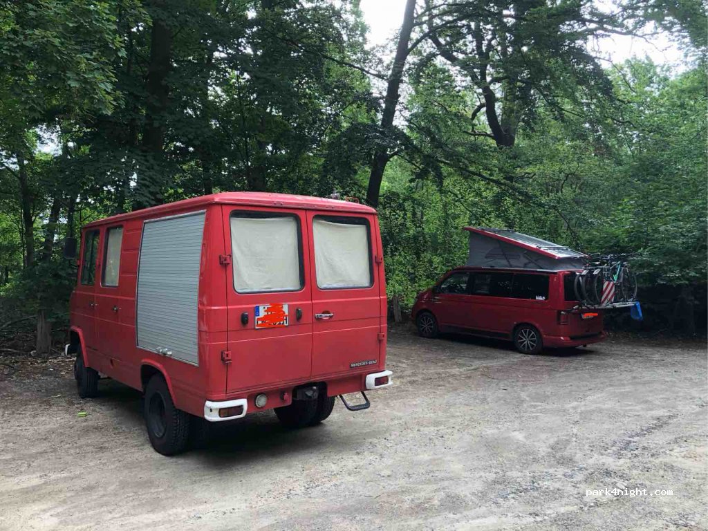 Pfaueninsel Parkplatz — foto