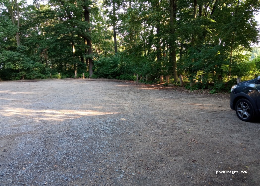 Pfaueninsel Parkplatz — foto 3